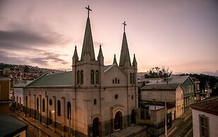 Casa Galos Hotel & Lofts