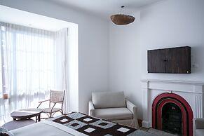 Casa Galos Hotel & Lofts