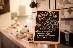 Casa Galos Hotel & Lofts