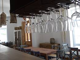 Casa Galos Hotel & Lofts