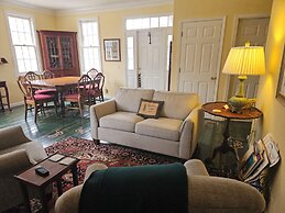 The Green Tree Inn