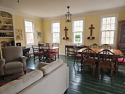 The Green Tree Inn