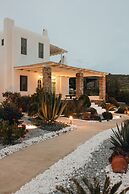 Mykonos Pantheon