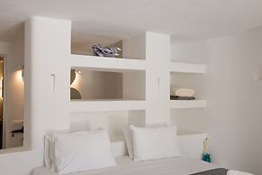 Mykonos Pantheon