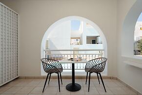 Mitos Suites
