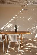 Mitos Suites