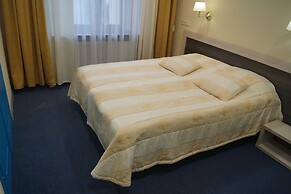 Luchesa Hotel