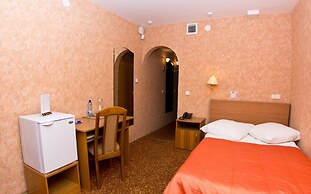Luchesa Hotel