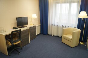 Luchesa Hotel