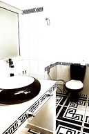 Arthaus Boutique Hotel