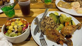 Hotel On Vacation Tower