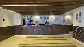 Hotel On Vacation Blue Tone