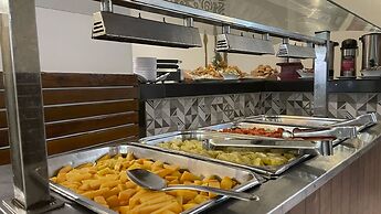 Hotel On Vacation Blue Tone