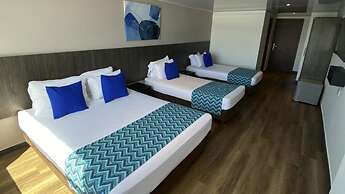 Hotel On Vacation Blue Tone