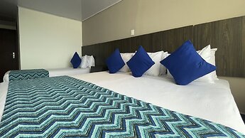 Hotel On Vacation Blue Tone