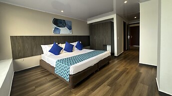 Hotel On Vacation Blue Tone