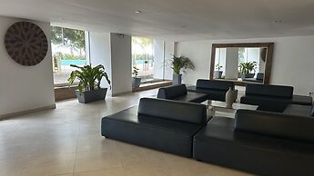 Hotel On Vacation Blue Tone