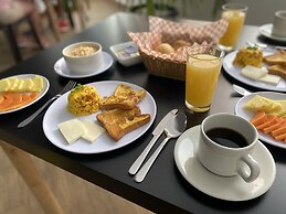 Hotel On Vacation Coral Flower