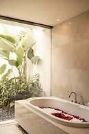 Mahagiri Villas & Spa Dreamland