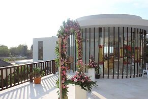 Mahagiri Villas & Spa Dreamland