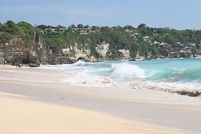 Mahagiri Villas & Spa Dreamland