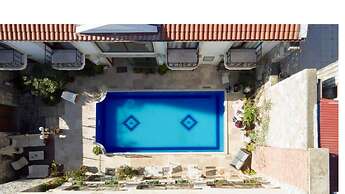 Saint John Hotel - Boutique Class