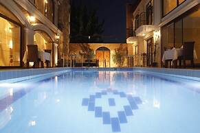 Saint John Hotel - Boutique Class