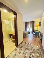 Saint John Hotel - Boutique Class