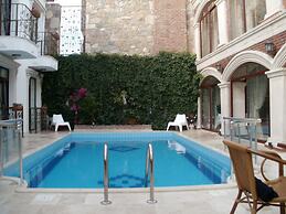 Saint John Hotel - Boutique Class