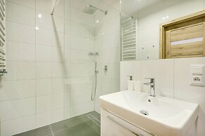 Apartinfo Aura Apartments