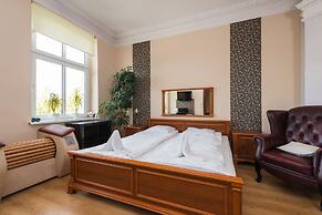 Apartinfo Aura Apartments