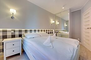 Apartinfo Aura Apartments