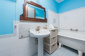 Apartinfo Aura Apartments