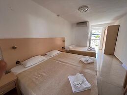 Hanioti Grand Victoria