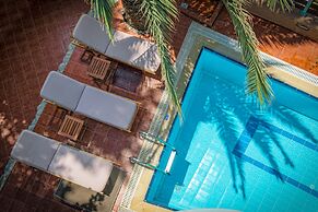 Seafalios Apartments