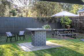 Sorrento Beach Motel