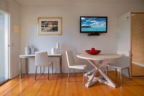 Sorrento Beach Motel