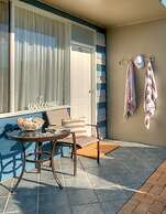 Sorrento Beach Motel