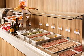 Holiday Inn Express Rotterdam - Central Station by IHG