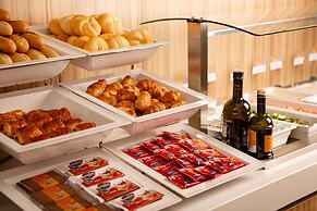 Holiday Inn Express Rotterdam - Central Station by IHG