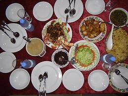 Azoush Tourist Guesthouse