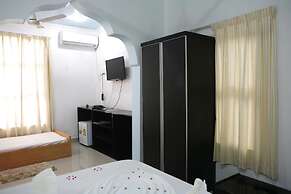 Azoush Tourist Guesthouse