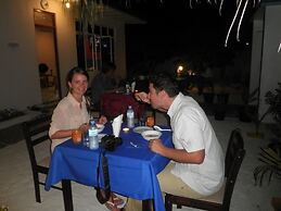 Azoush Tourist Guesthouse