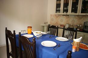 Azoush Tourist Guesthouse