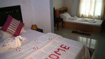 Azoush Tourist Guesthouse