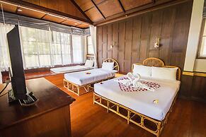 Coco Palm Beach Resort