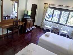 Coco Palm Beach Resort