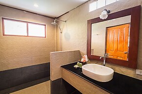 Coco Palm Beach Resort