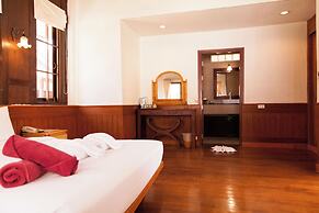 Coco Palm Beach Resort