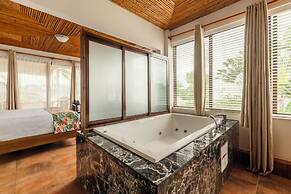 Jacó Laguna Resort and Beach Club